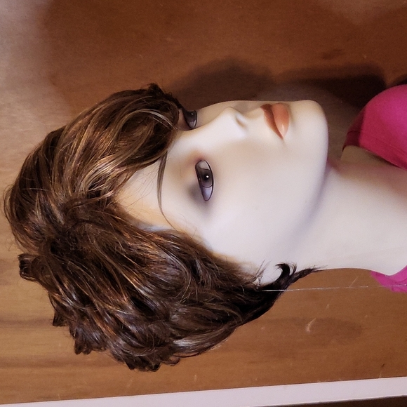 Short Brown / Blonde Curly Wig - Picture 3 of 7
